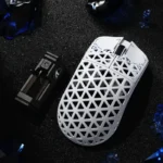 ⁦Attack Shark R5 Ultra Carbon Fiber Tri-Mode Wireless (BT/2.4G Wireless/Wired) 8K PAW3950MAX Gaming Mouse - White⁩ - الصورة ⁦3⁩